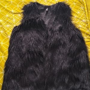 Faux fur Vest